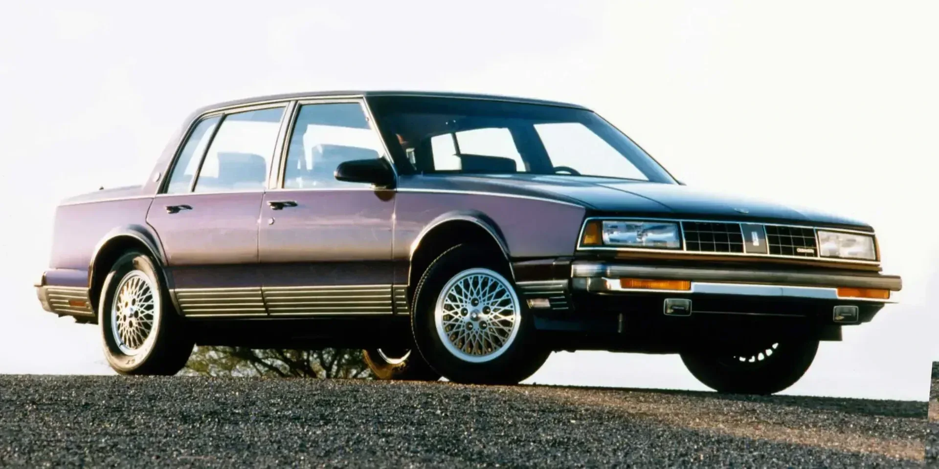 1987 Oldsmobile 98 Ninety-Eight Regency photo 1