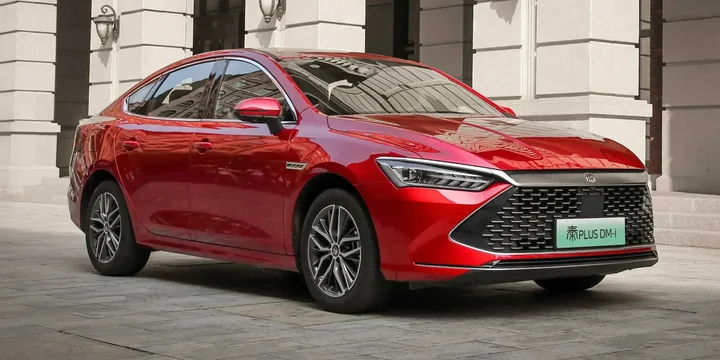 2021 BYD 2021-byd-qin-sedan-plus-dm-i-e-cvt-197ps main image
