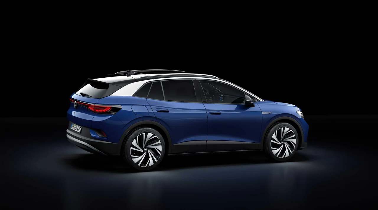 Exterior 4