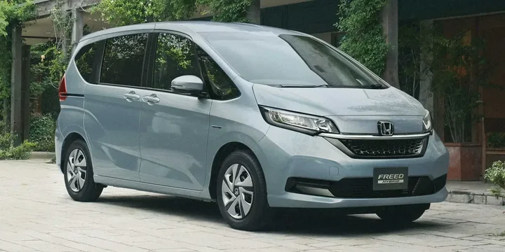 2019 Honda 2019-honda-freed-minivan-honda-freed-hybrid-e-cvt-137ps main image