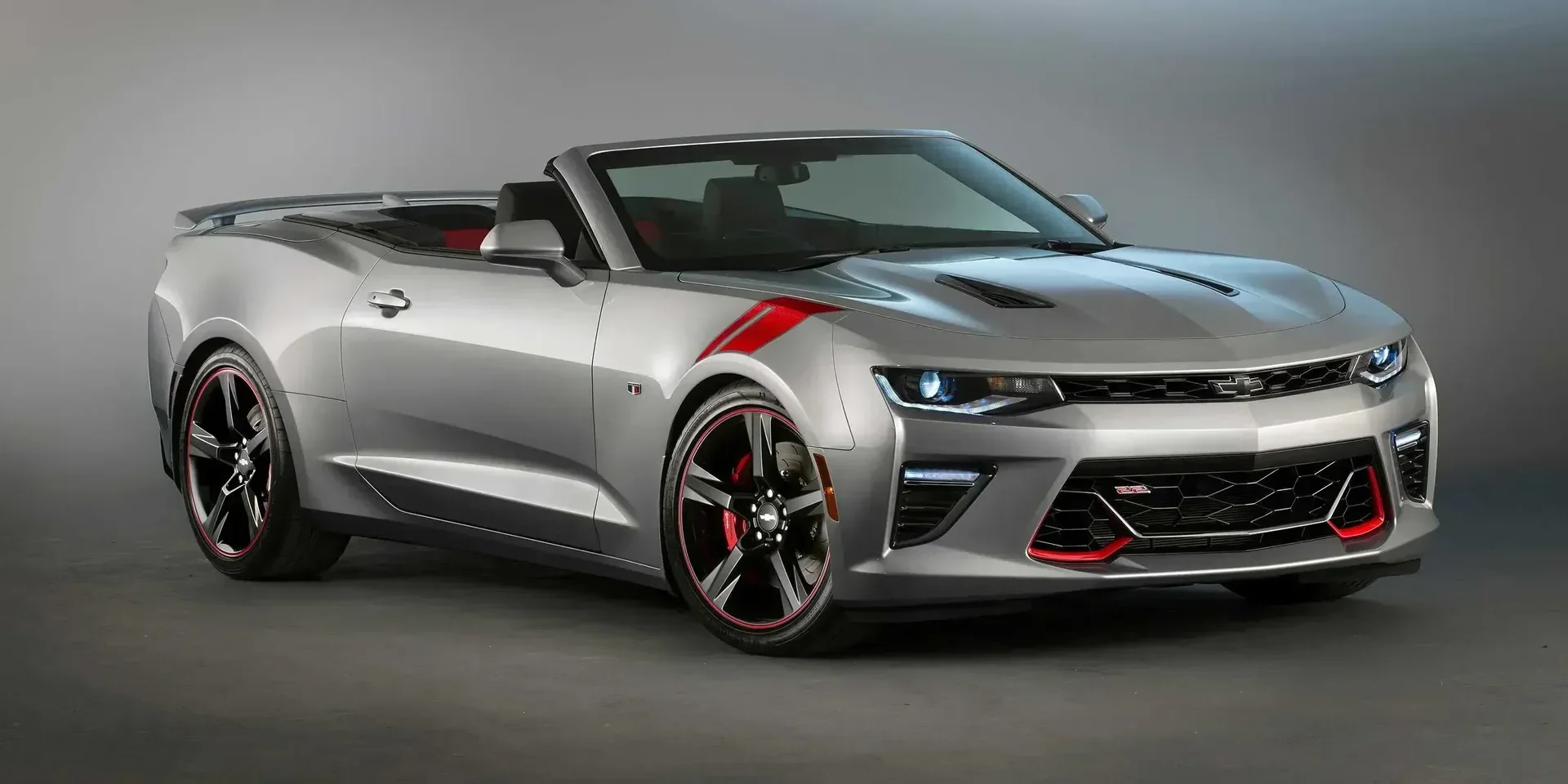 2015 Chevrolet Camaro SS Convertible Red Accent Package photo 1