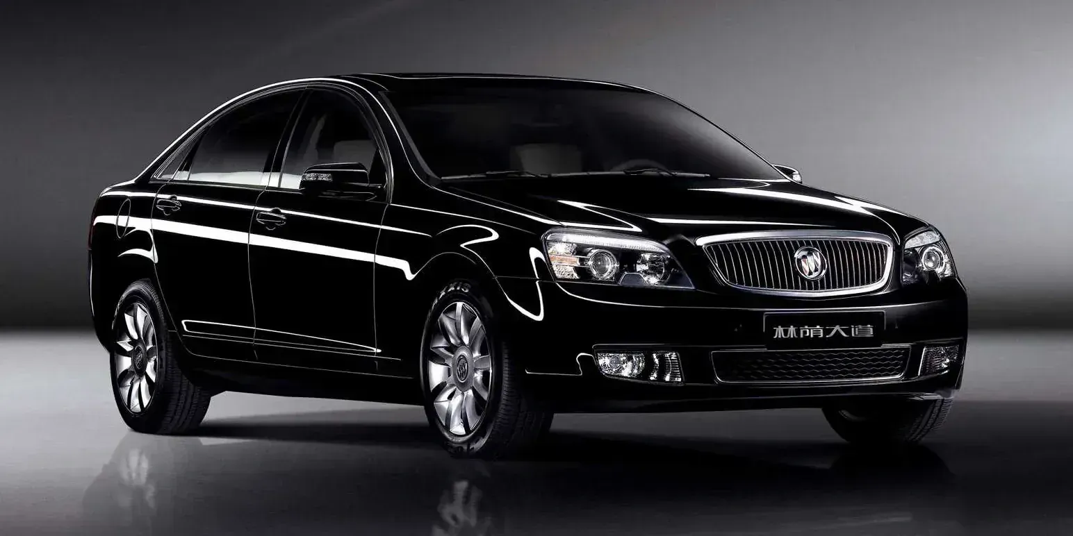 2012 Buick Park Avenue photo 1