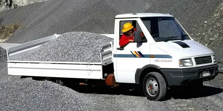 1990 Iveco 1990-iveco-daily-turbodaily-49-10-chassis-cab-manual-5-speed main image