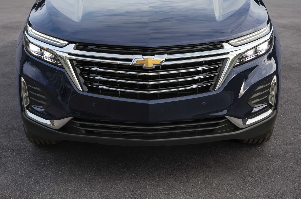 Exterior 24