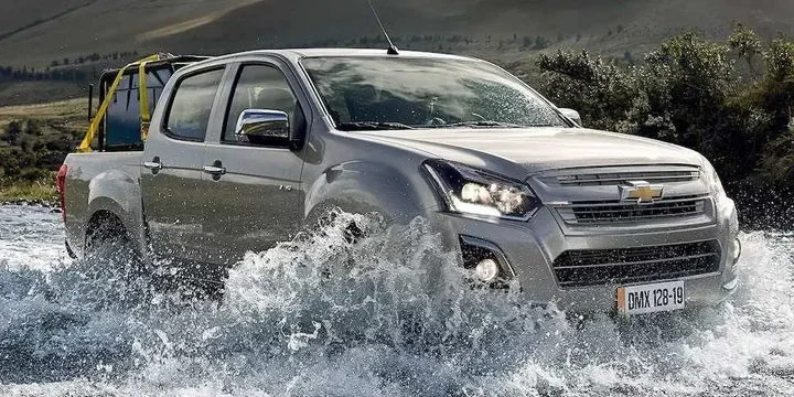 2017 Chevrolet 2017-chevrolet-d-max-30-crdi-4wd-manual-5-speed main image