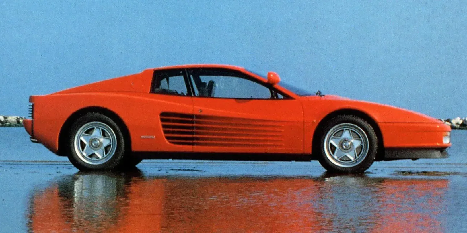 1985 Ferrari Testarossa photo 1