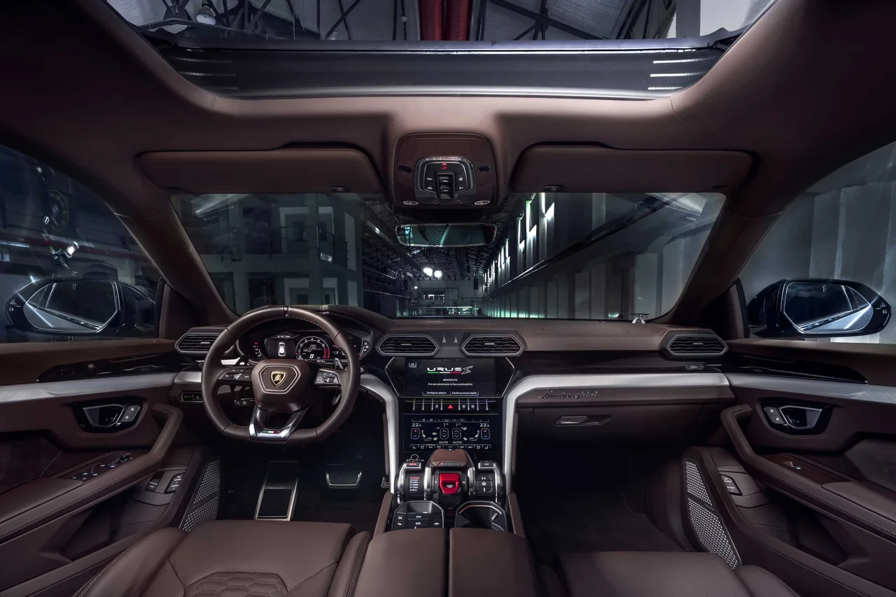 Interior 2