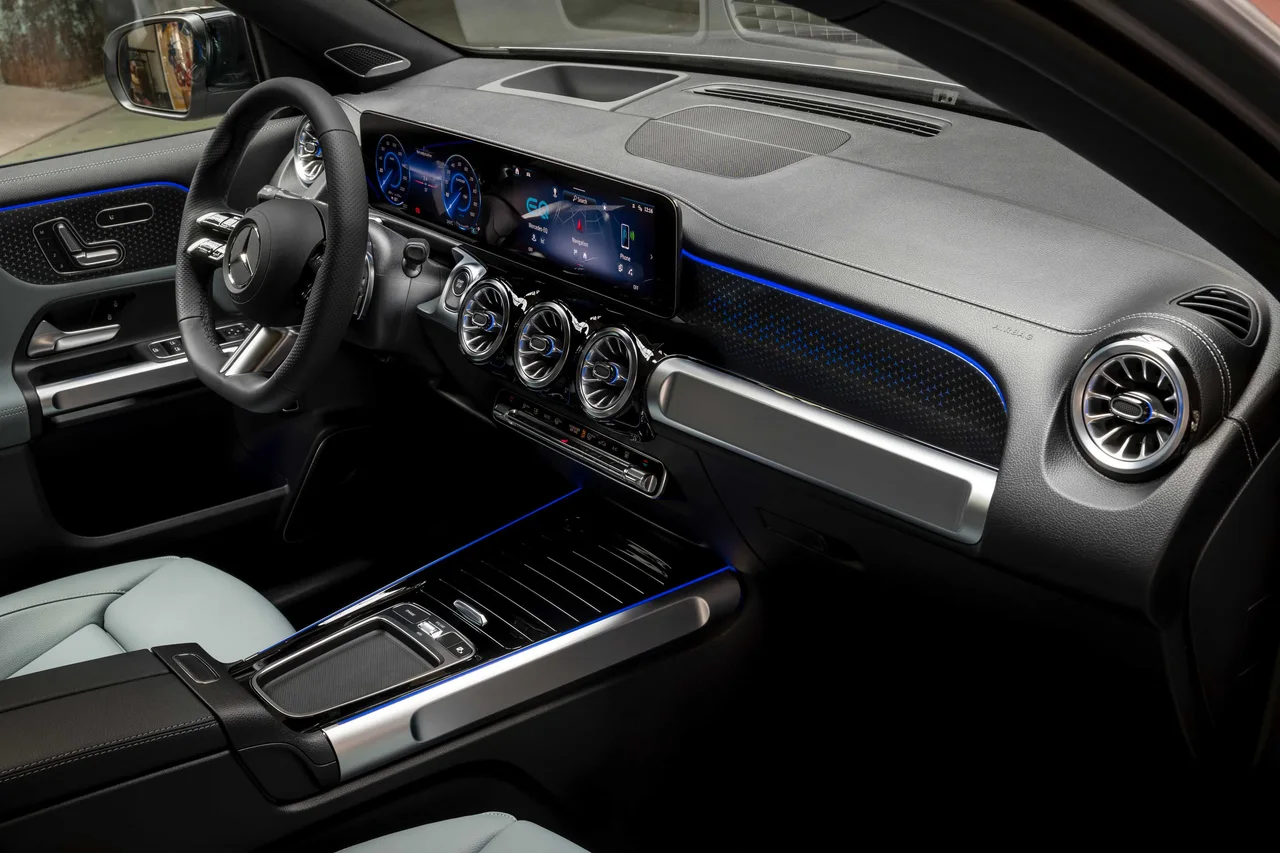 Interior 2