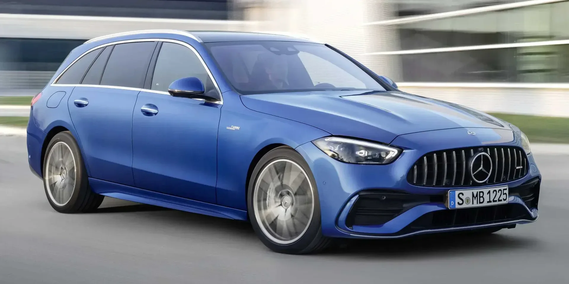 2022 Mercedes-Benz C-Class AMG C photo 1