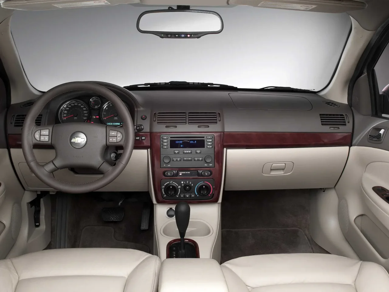 Interior 2