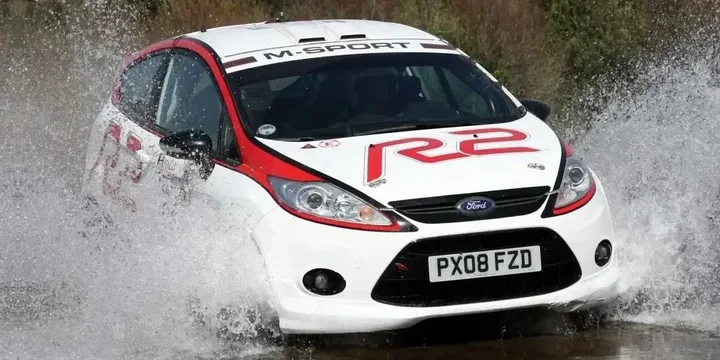 2009 Ford 2009-ford-fiesta-r2-sequential-5-speed main image