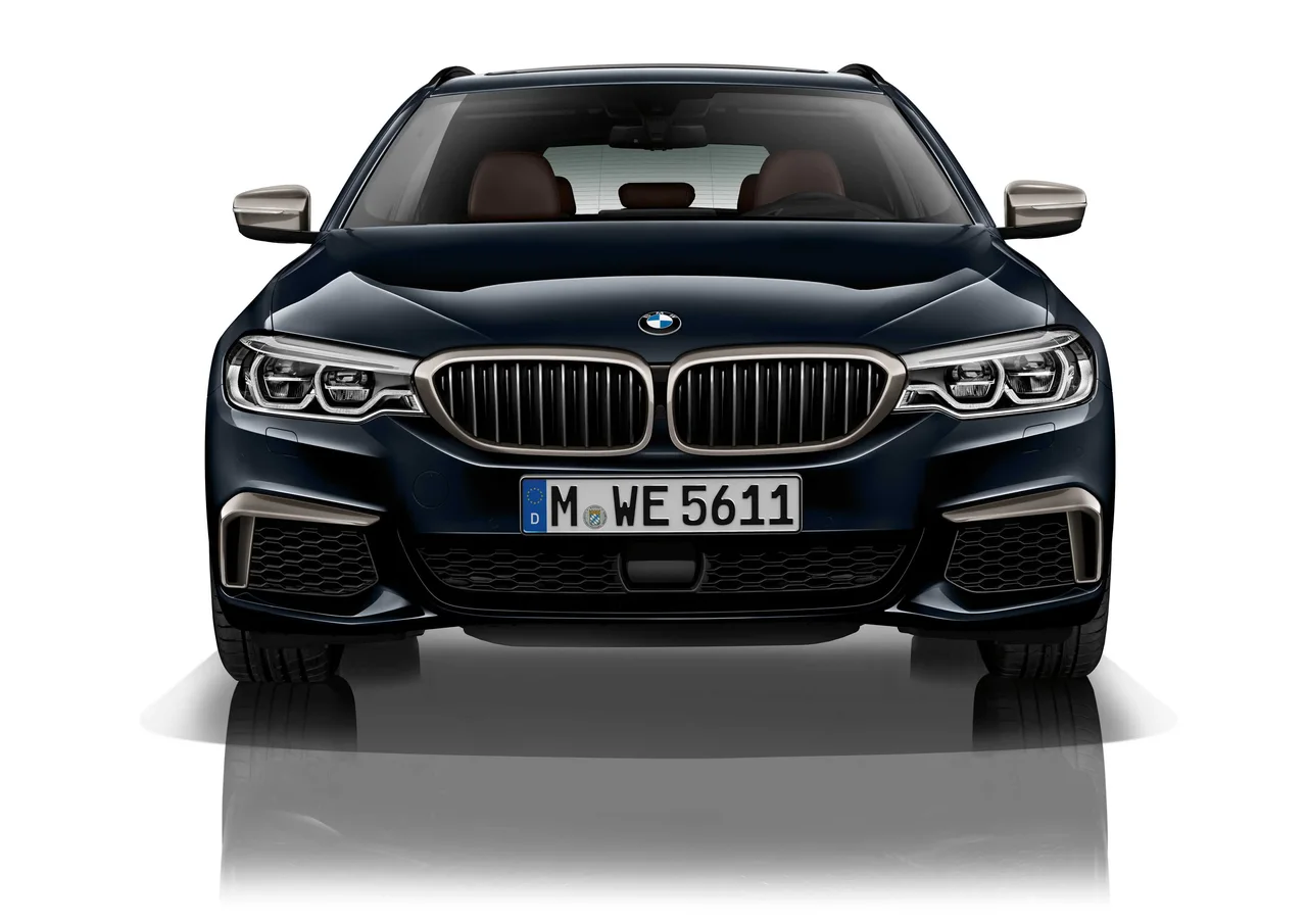 Exterior 3