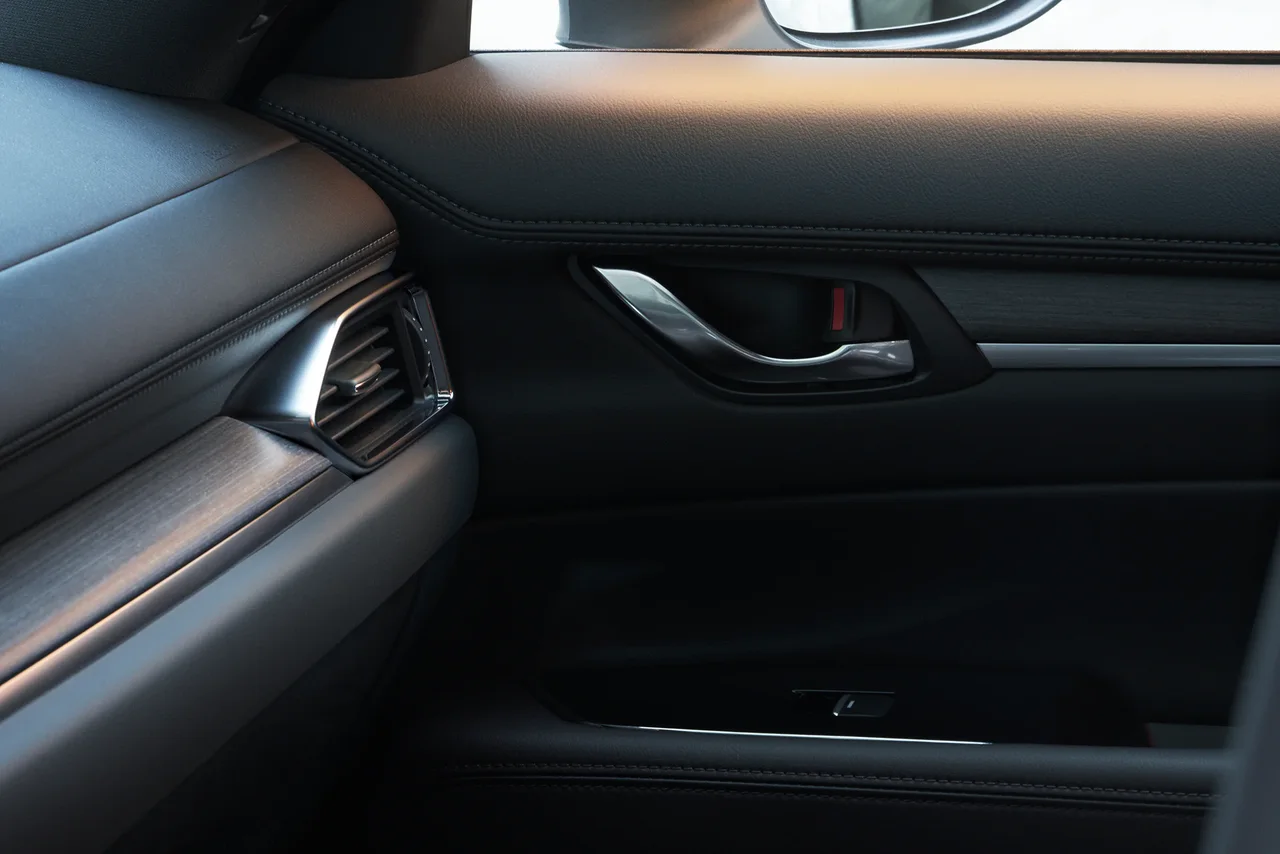 Interior 2