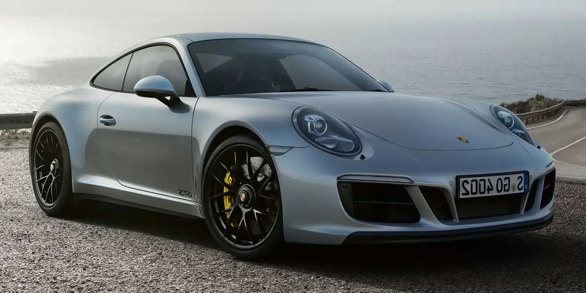 2018 Porsche 911 Carrera 4 photo 1