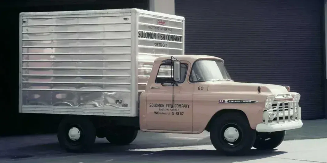 1959 Chevrolet Task Force Apache photo 1
