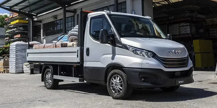 2022 Iveco 2022-iveco-daily-35-160-chassis-cab main image