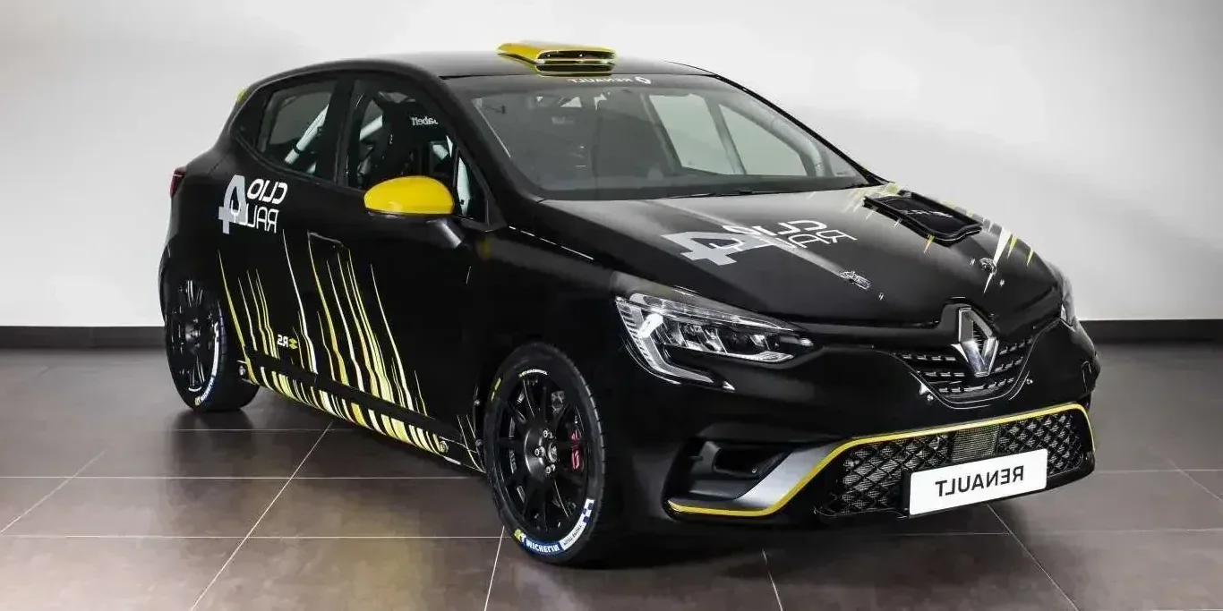 2021 Renault Clio Rally4 photo 1