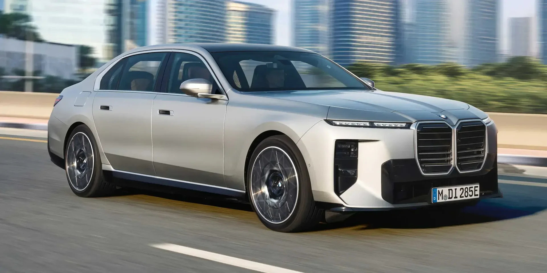 2026 BMW 7 Series i7 photo 1
