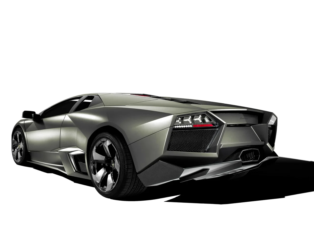 Exterior 4
