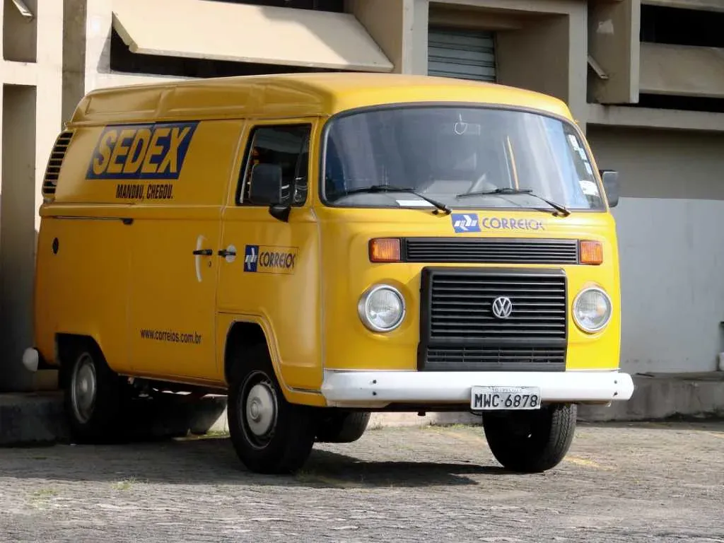 Exterior 10