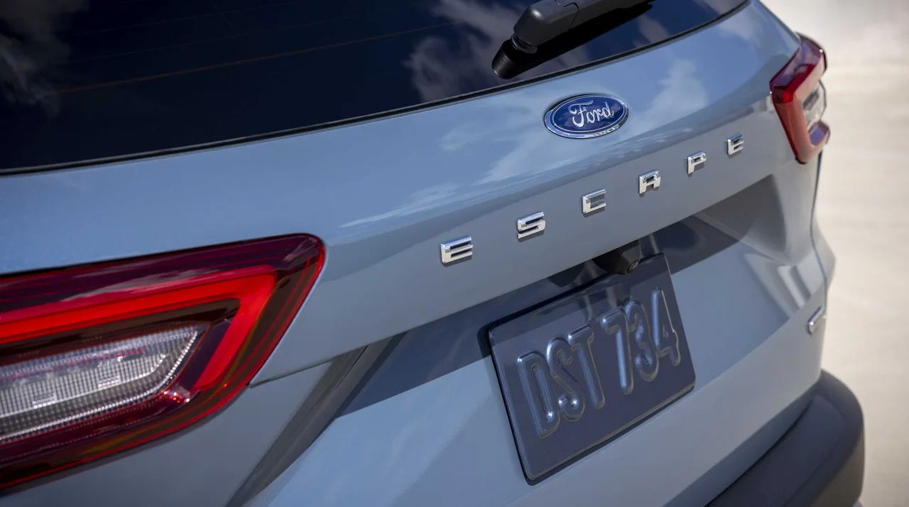 Exterior 5