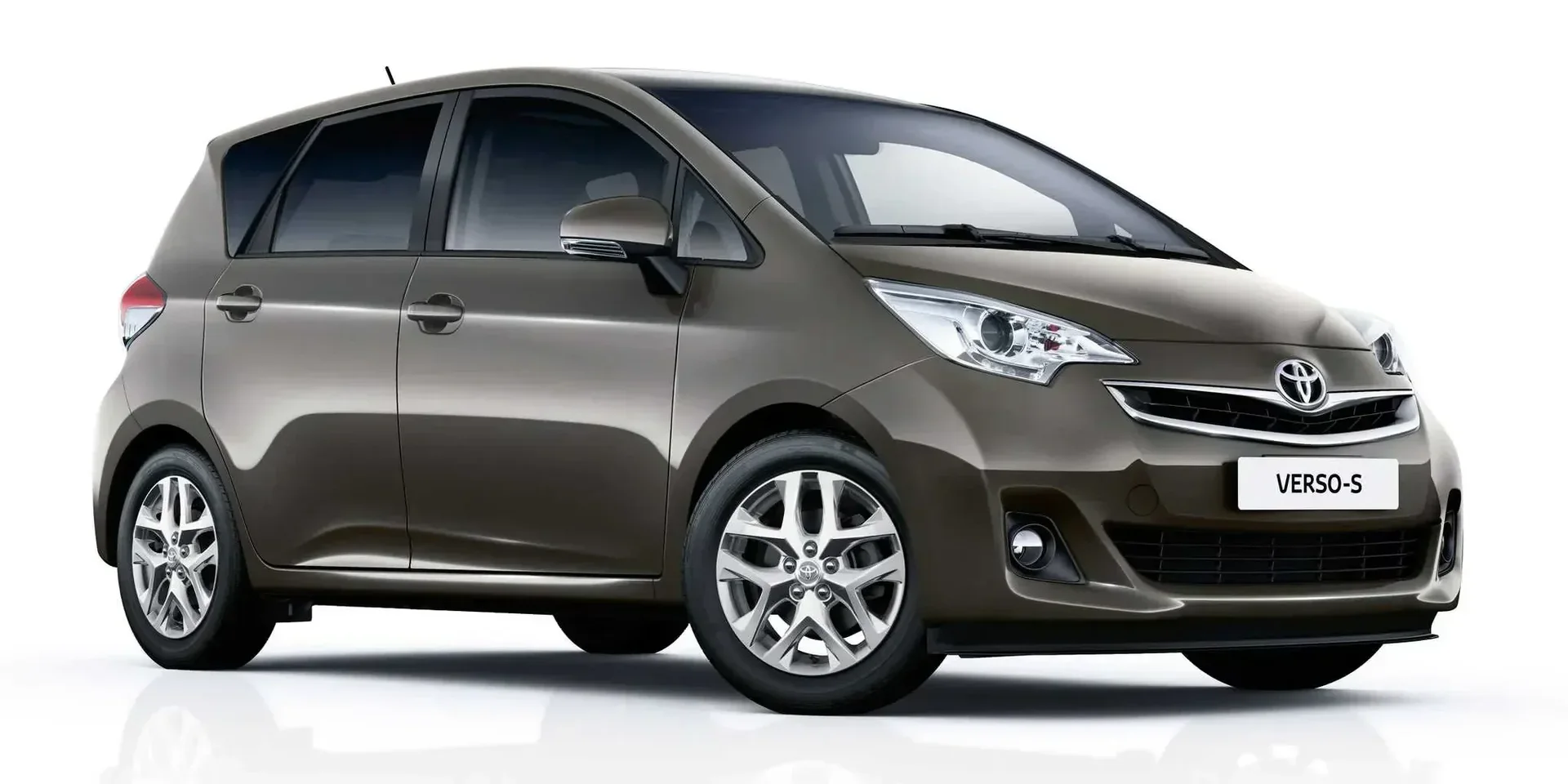 2014 Toyota Verso-S photo 1