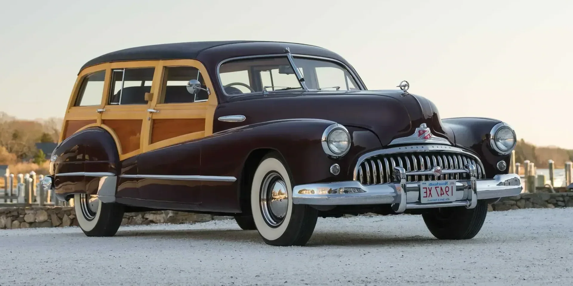 1947 Buick Roadmaster photo 1