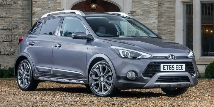 2015 Hyundai 2015-hyundai-i20-crossover-active-14-crdi-manual-6-speed-90ps main image