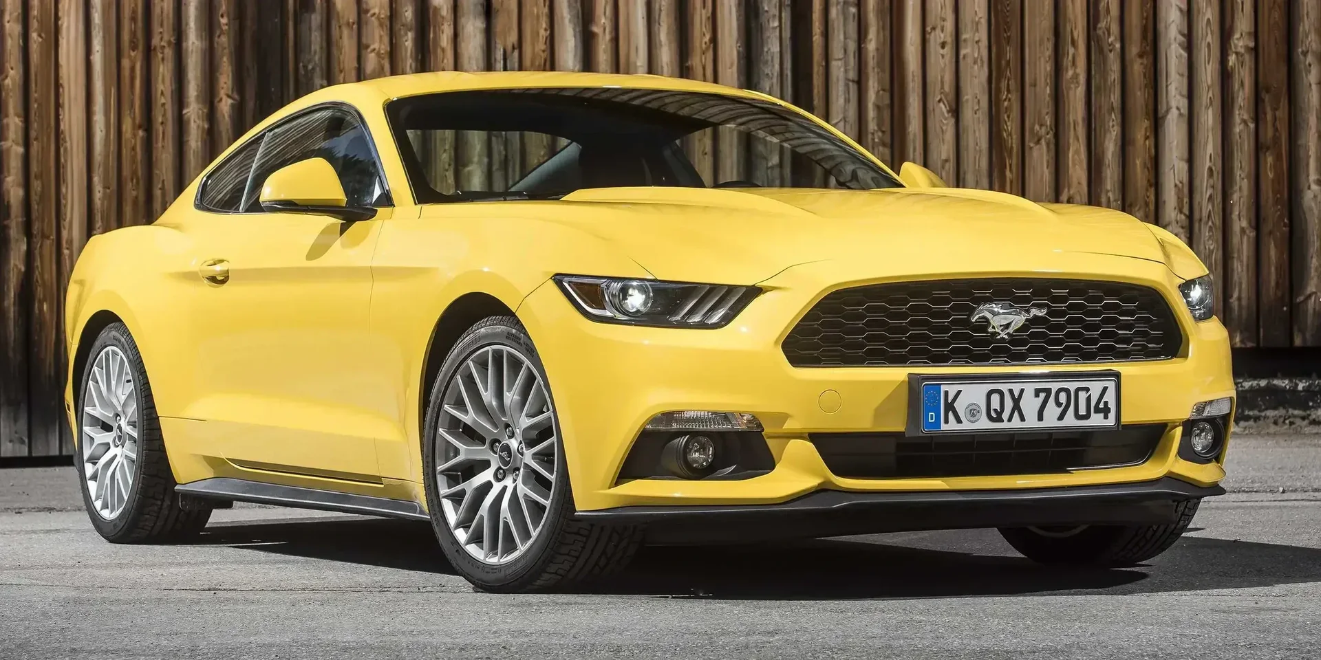 2015 Ford Mustang photo 1