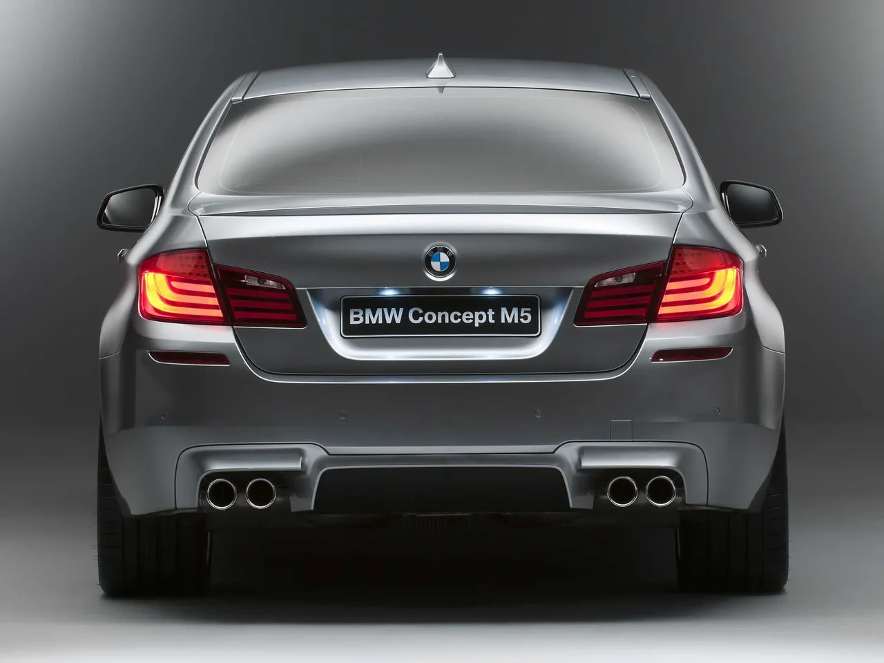 Exterior 10