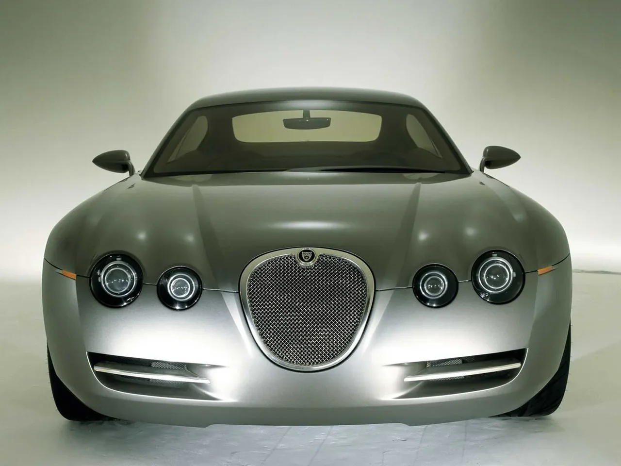 Exterior 3