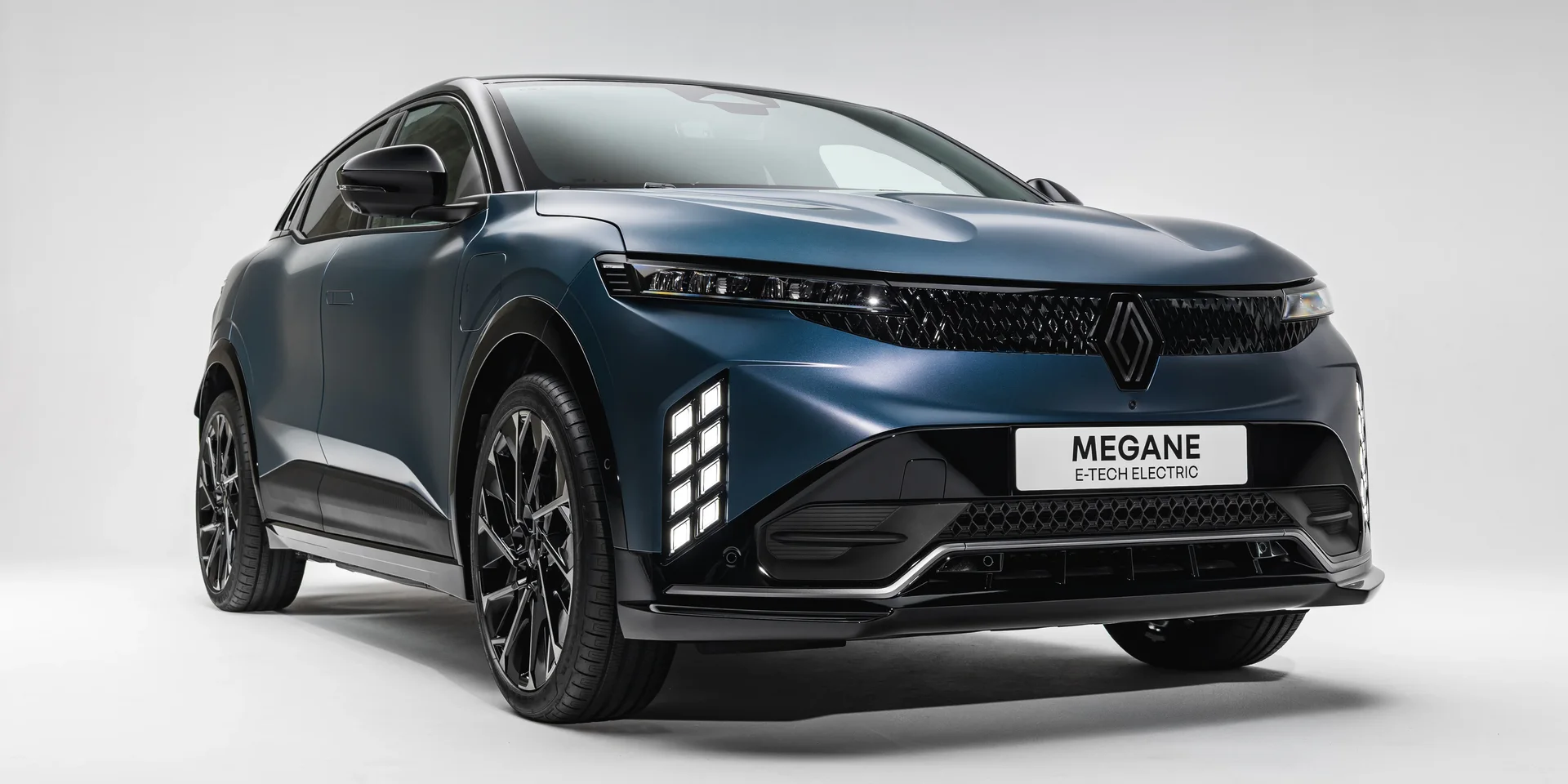 2022 Renault Mégane E-TECH photo 1