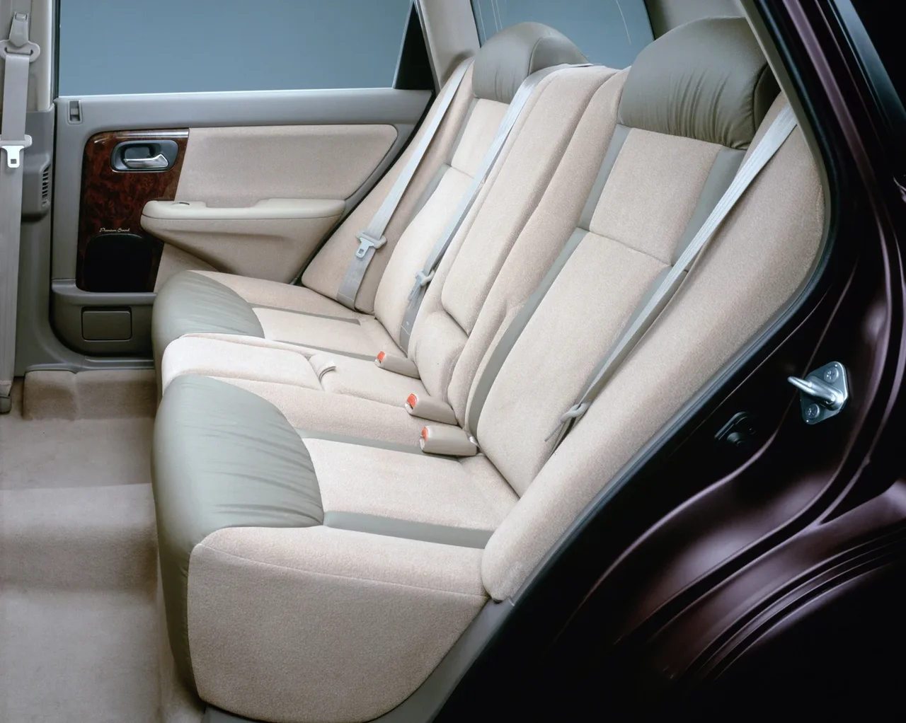 Interior 3
