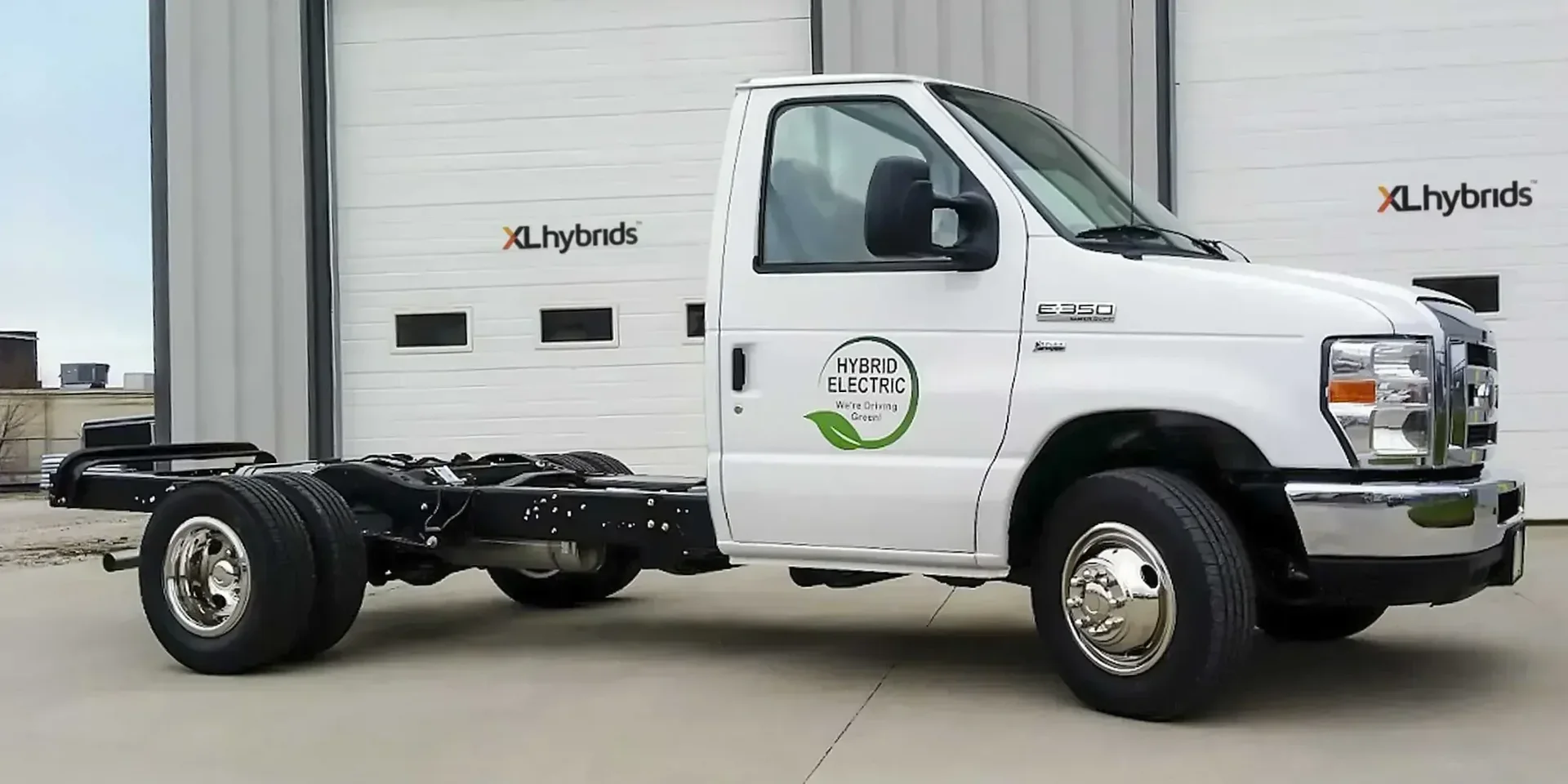 2015 Ford E-Series E-350 Super Duty photo 1