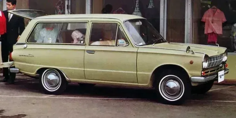 1966 Mitsubishi Colt photo 1