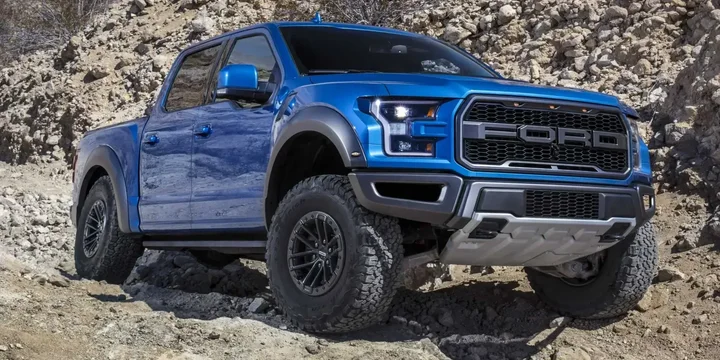 2018 Ford 2018-ford-f-series-f-150-raptor-supercrew-selectshift-10-speed main image