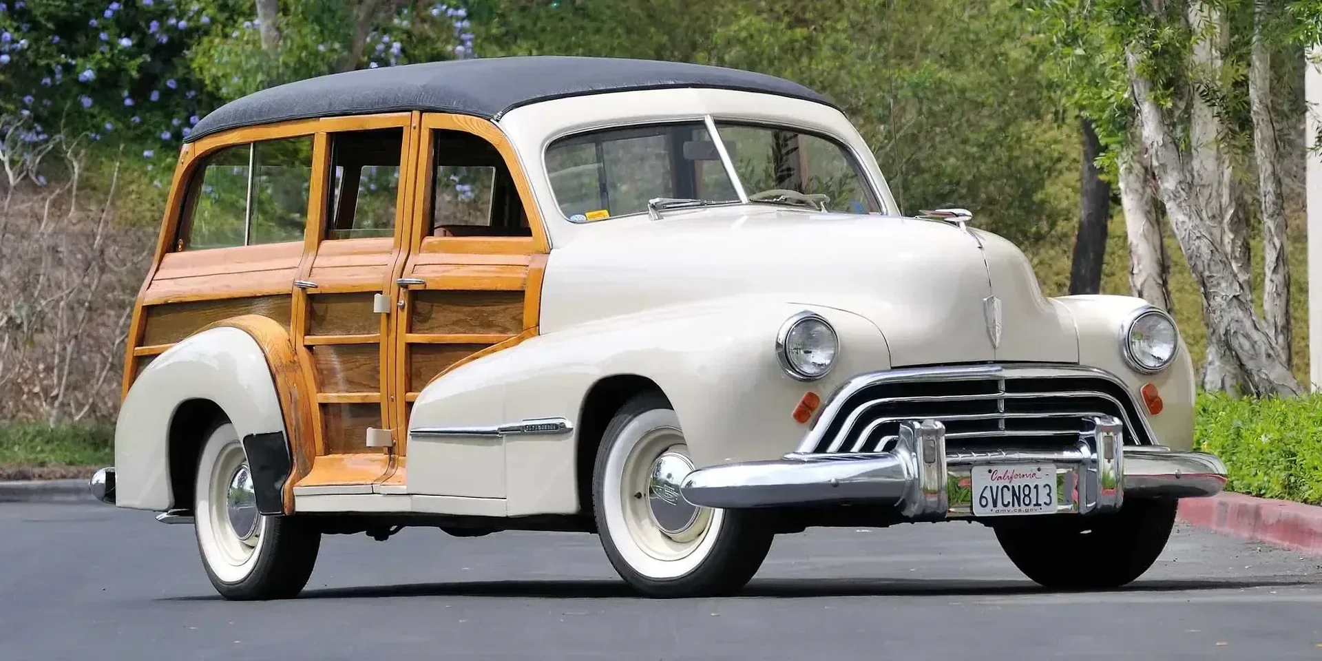 1946 Oldsmobile Series 60 Special photo 1