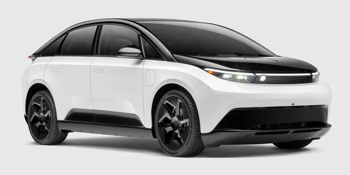 2023 INDI 2023-indi-one-95-kwh-awd main image