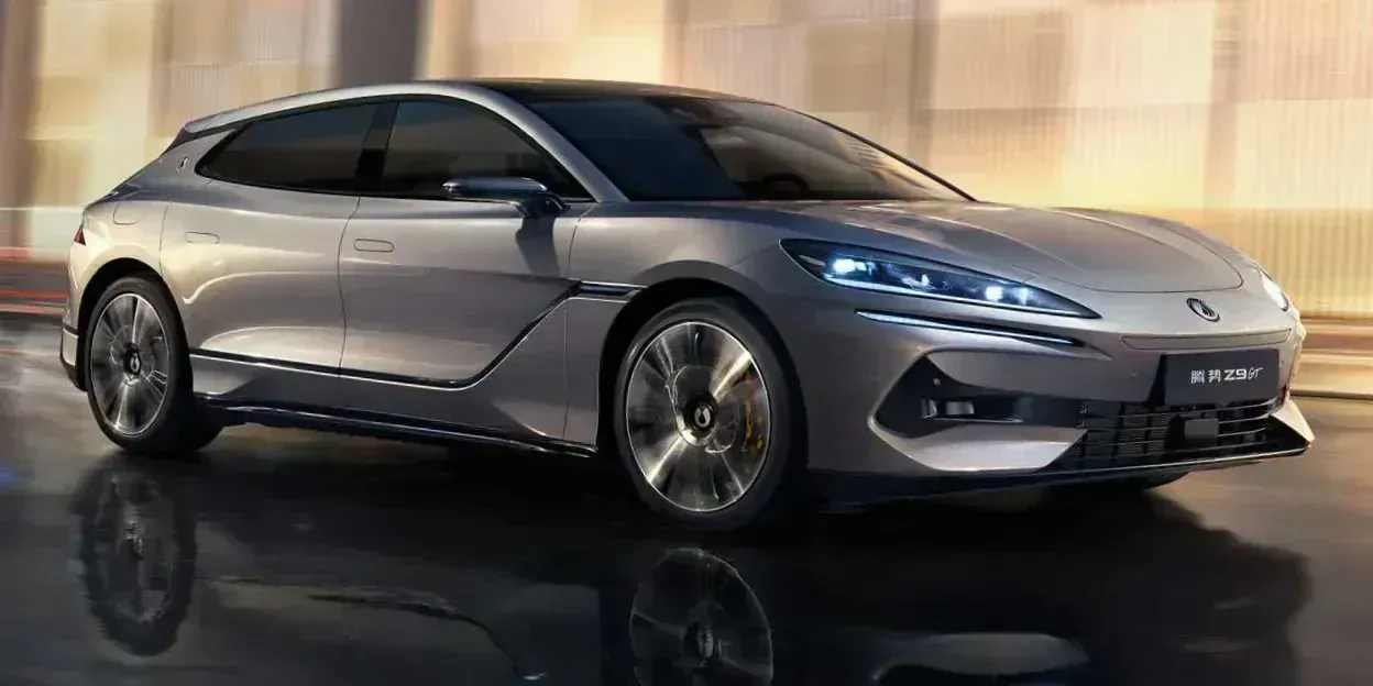 2024 Denza Z9 GT photo 1