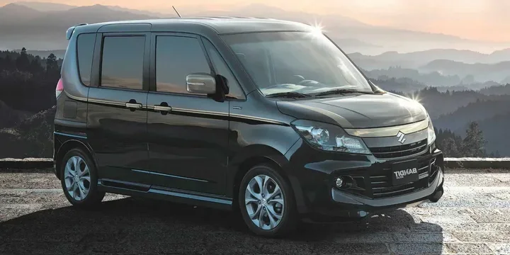 2013 Suzuki 2013-suzuki-solio-generation-max5-facelift main image