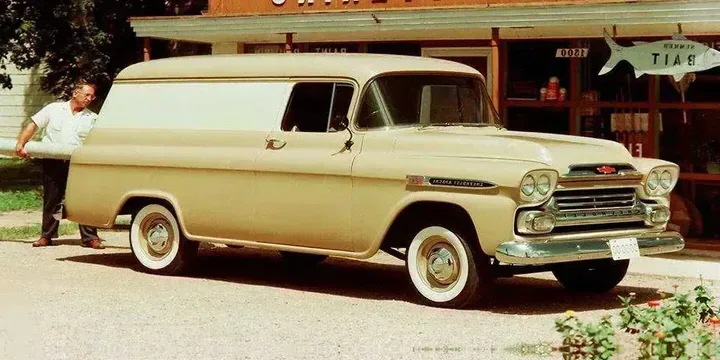 1959 Chevrolet 1959-chevrolet-task-force-lcv-1-2-ton-panel-truck-apache-31-panel-39-137ps main image