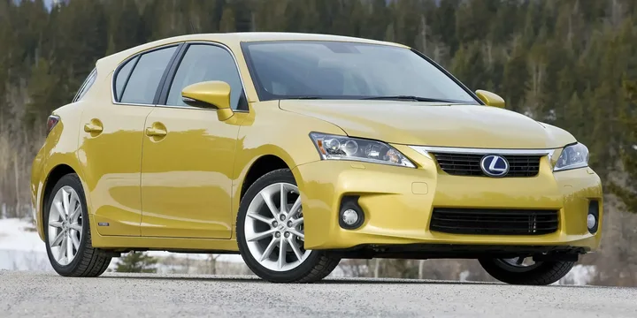 2011 Lexus 2011-lexus-ct-200h main image