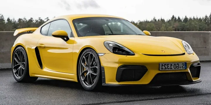 2021 Porsche 2021-porsche-718-motorsport-gt4 main image