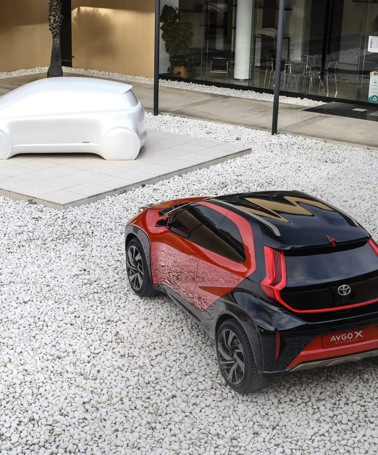 Exterior 4