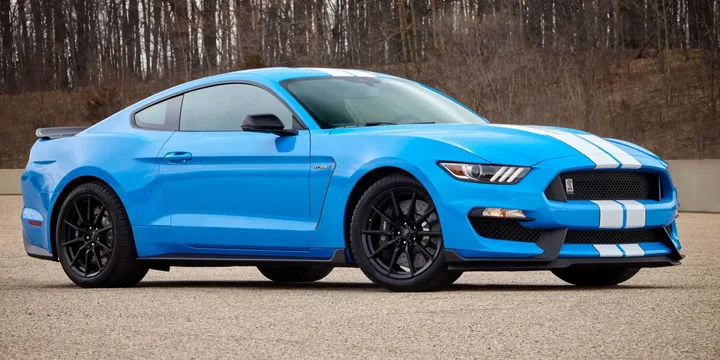 2016 Ford 2016-ford-mustang-shelby-gt350 main image