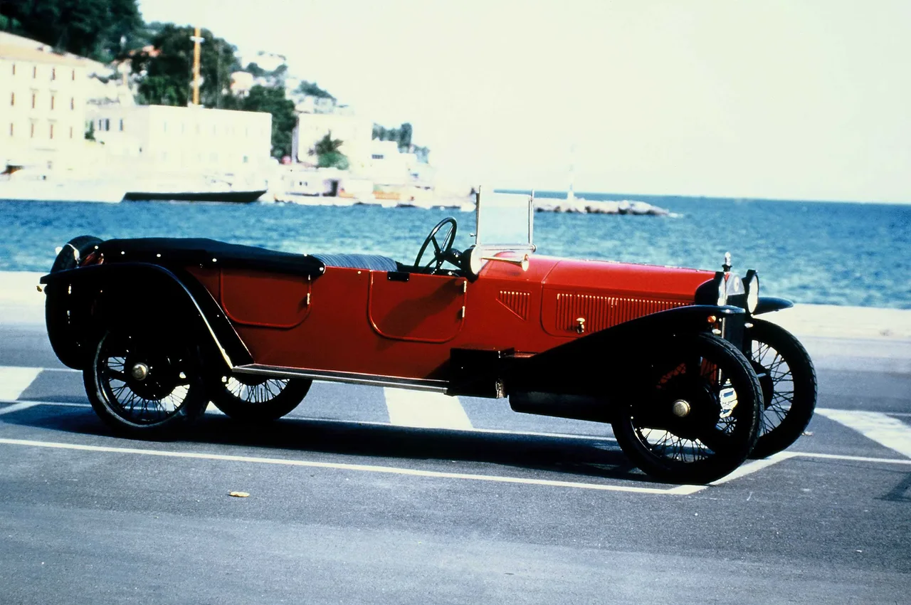 Exterior 5