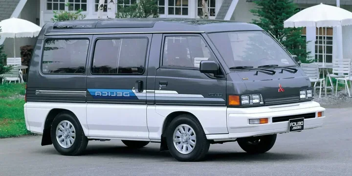 1986 Mitsubishi 1986-mitsubishi-delica-star-wagon-lwb main image