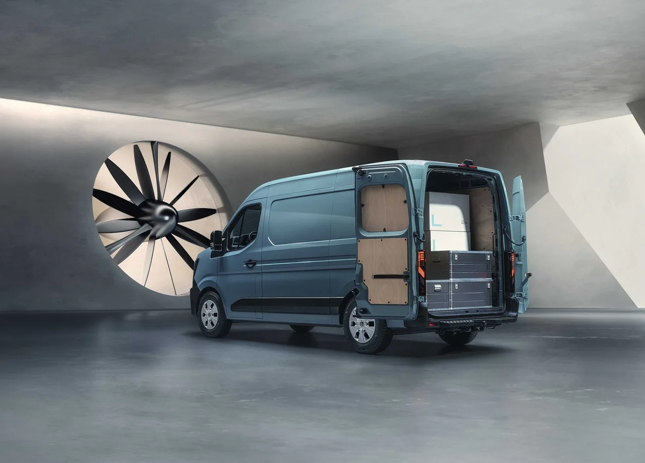 Exterior 10