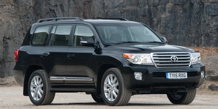 2012 Toyota Land Cruiser exterior main image