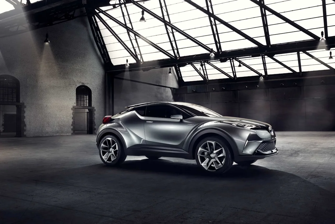 Exterior 4
